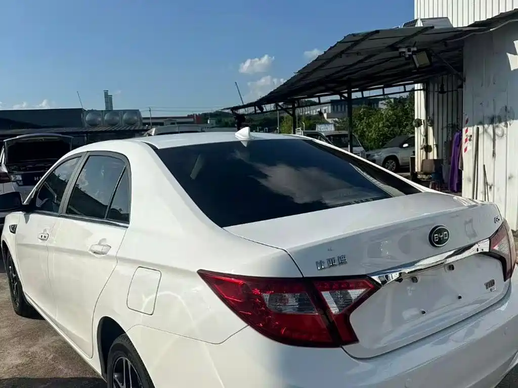 BYD G5 — миниатюра 4