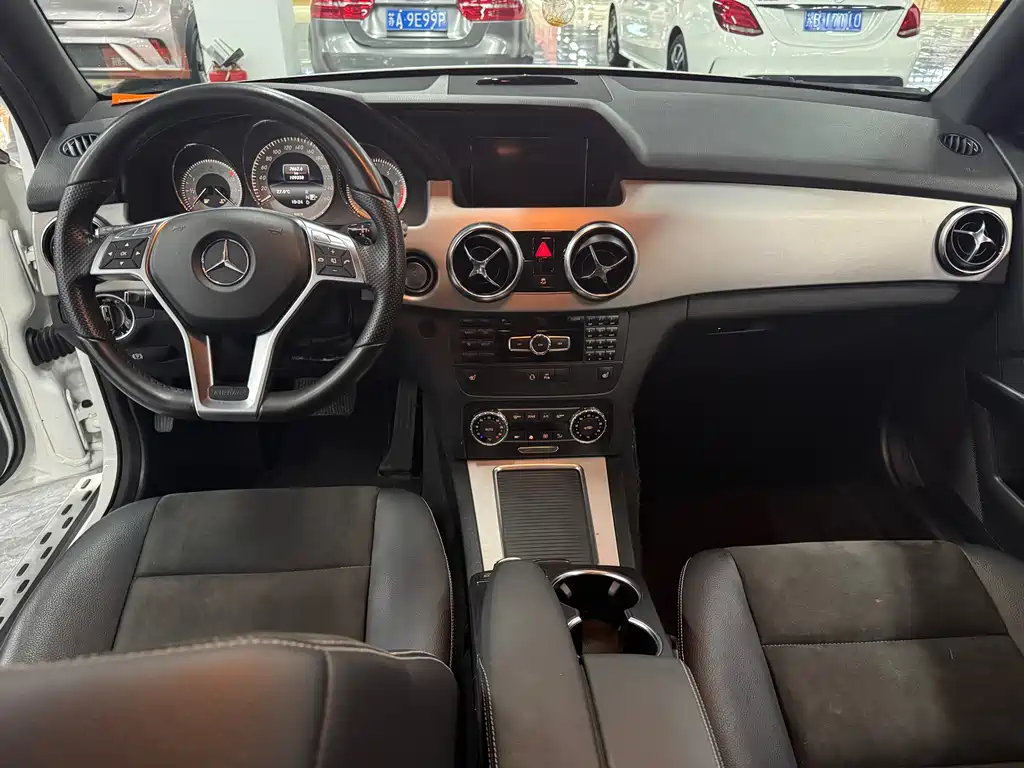 Mercedes-Benz GLK-Class — миниатюра 6