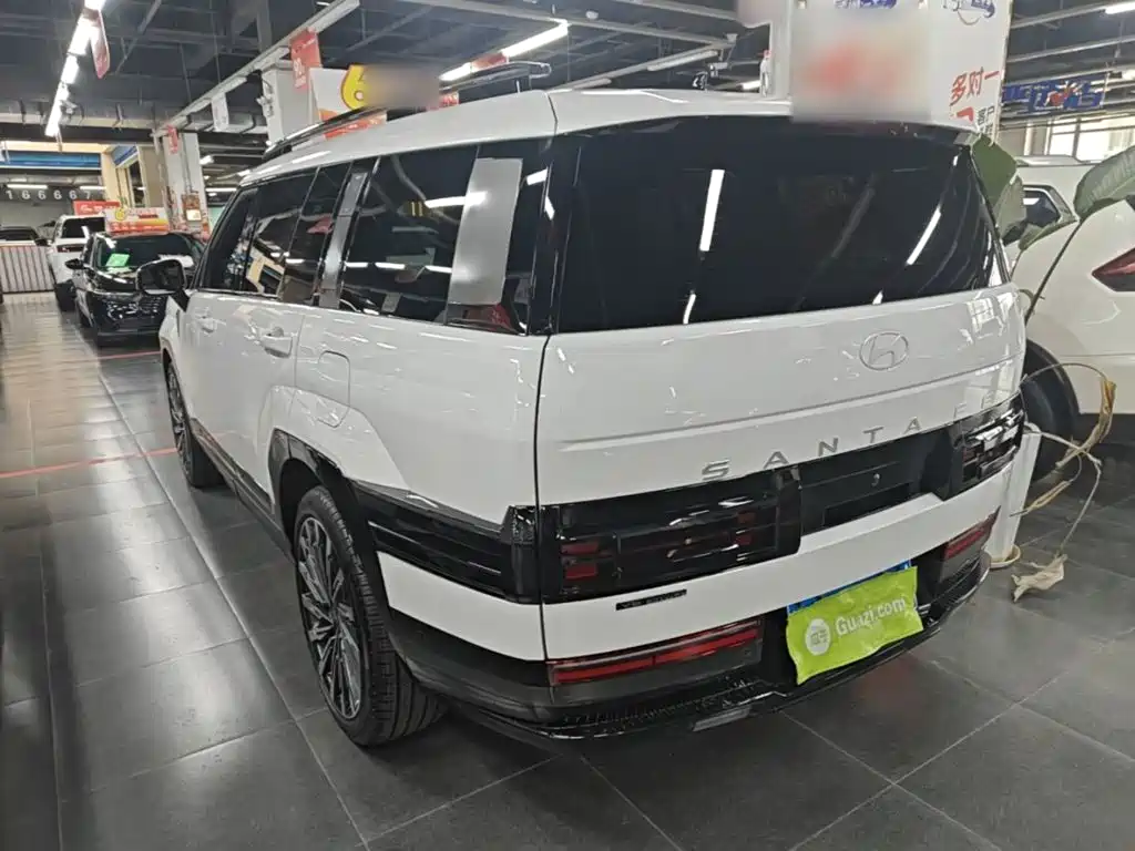 Hyundai Santa Fe — миниатюра 5