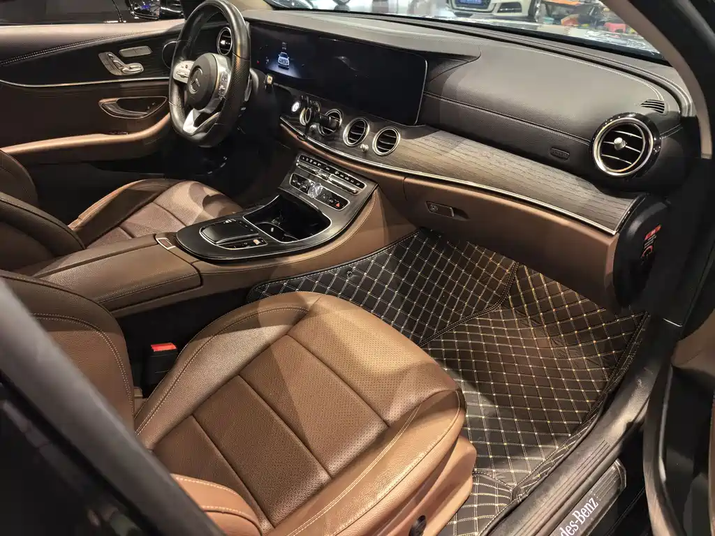 Mercedes-Benz E-Class — миниатюра 12