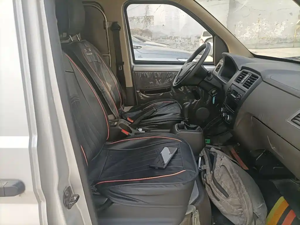 Wuling Rongguang S — миниатюра 25
