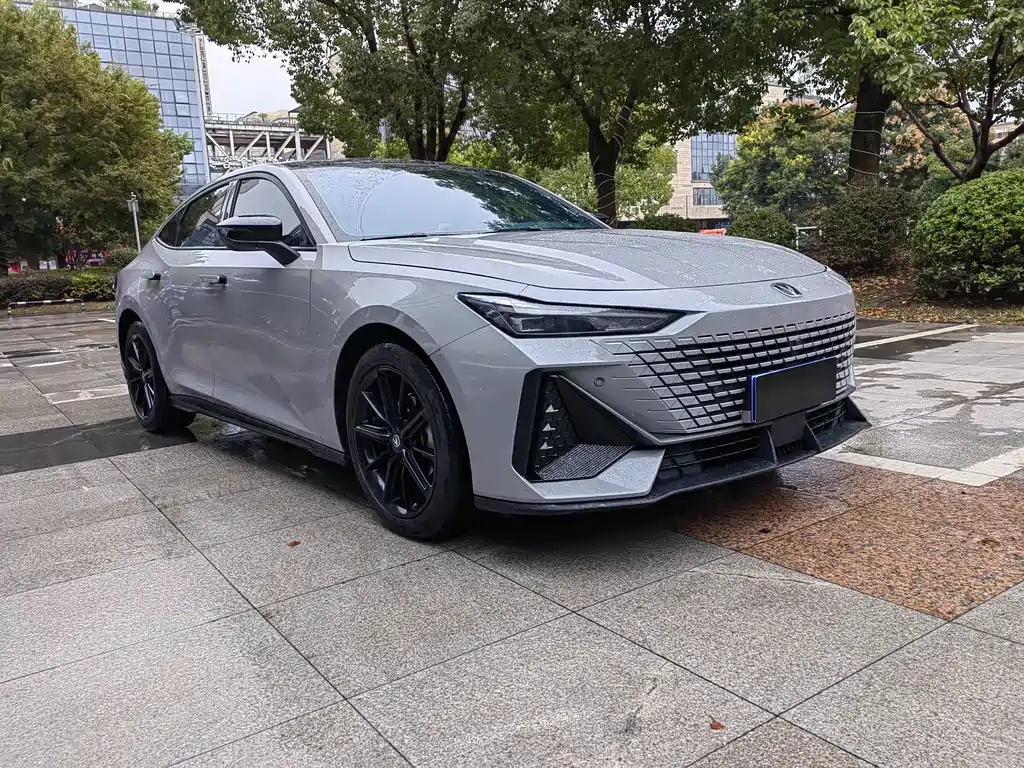 Changan UNI-V — миниатюра 7