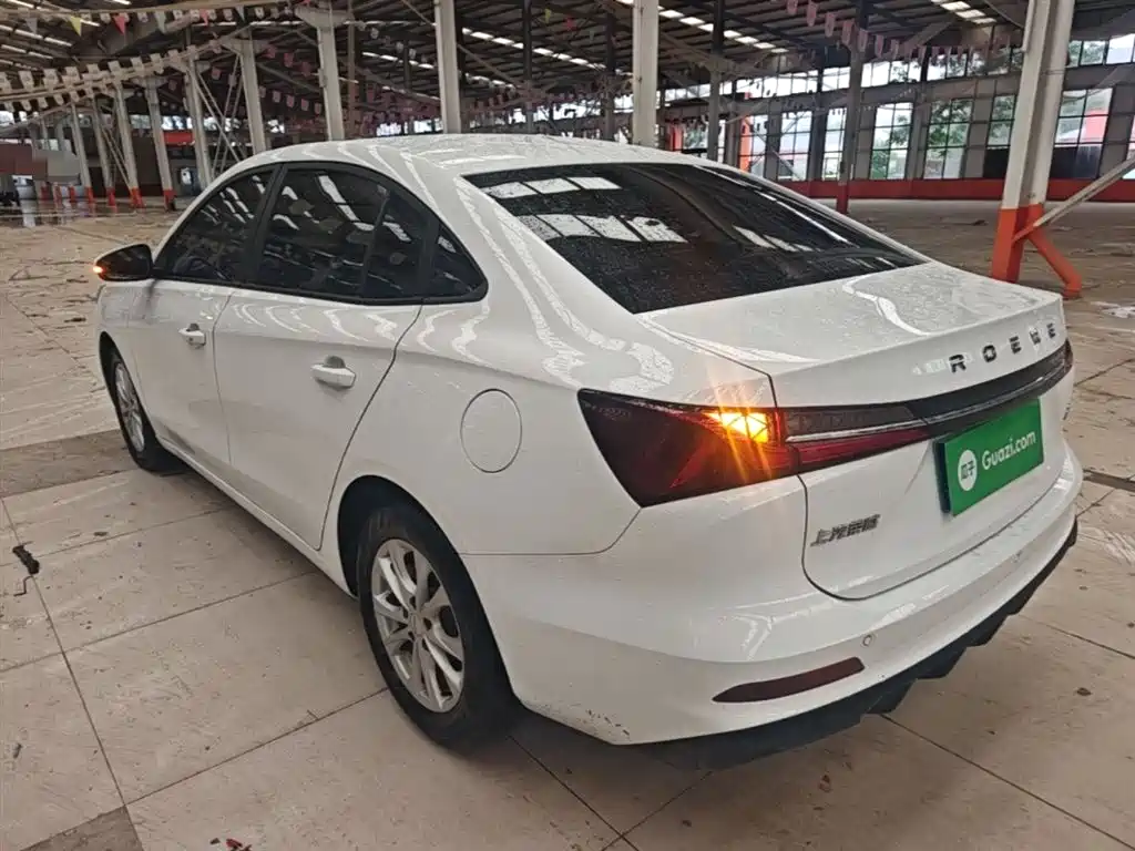Roewe i5 2023 1.5L MT