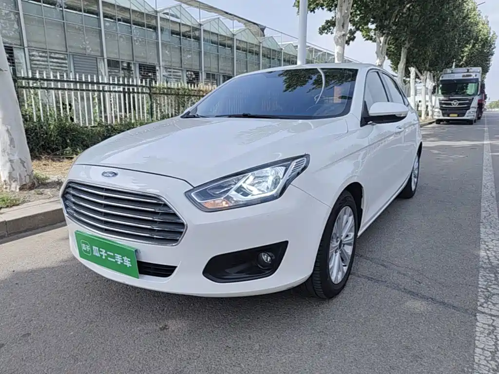 Ford Escort — миниатюра 2