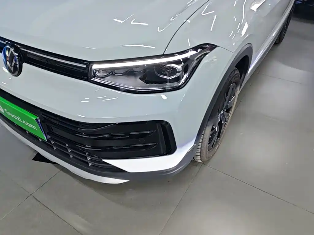 Volkswagen Tharu — миниатюра 24