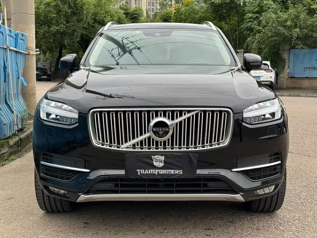 Volvo XC90 — миниатюра 2