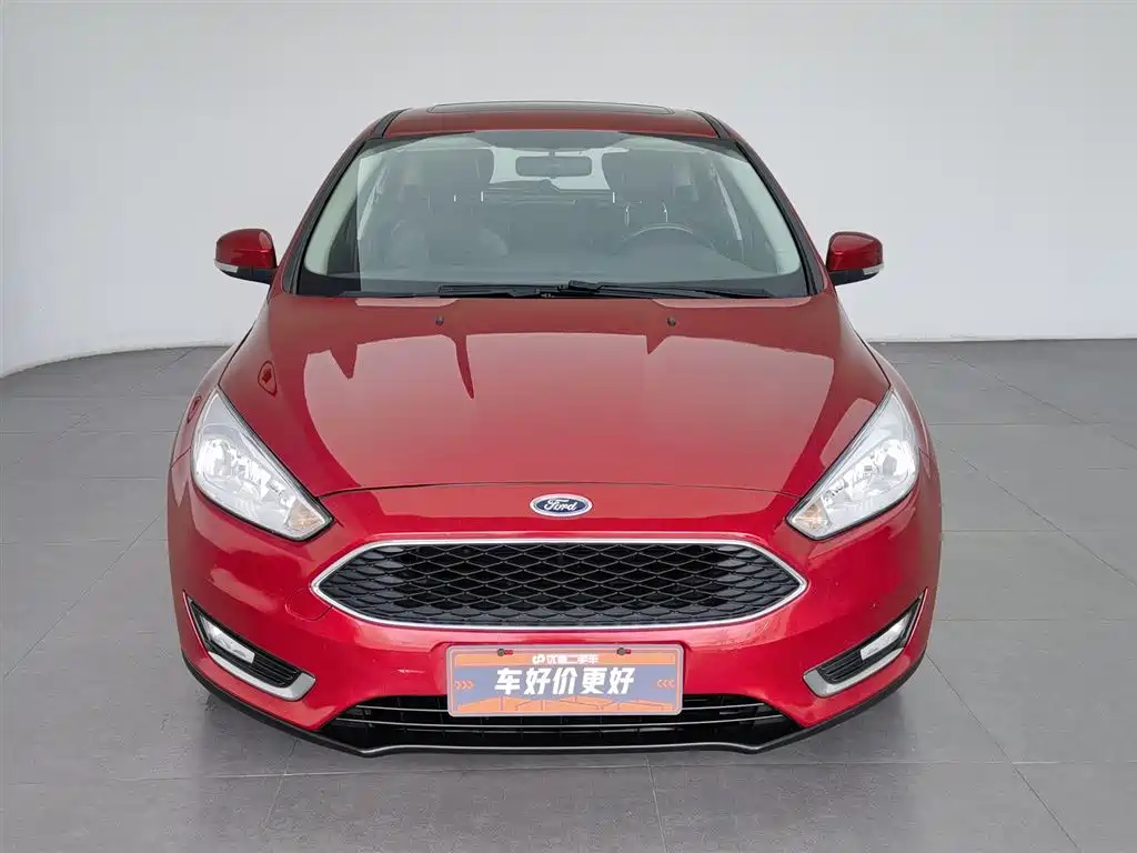 Ford Focus 2015 EcoBoost 125 AT