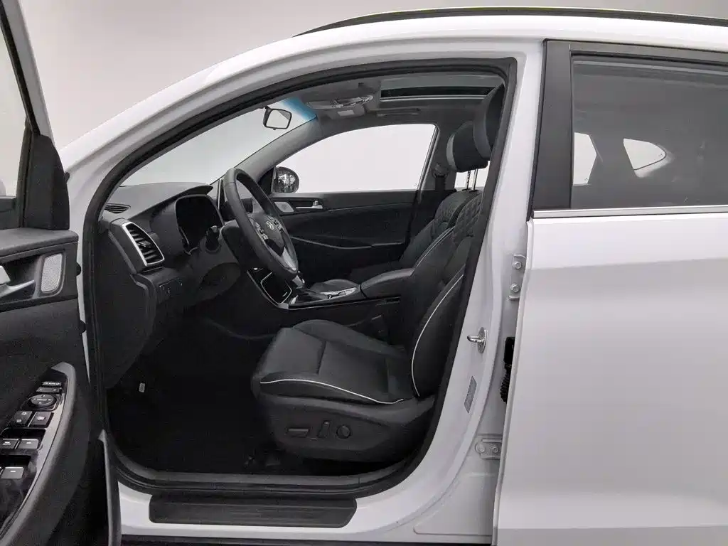 Hyundai Tucson — миниатюра 10