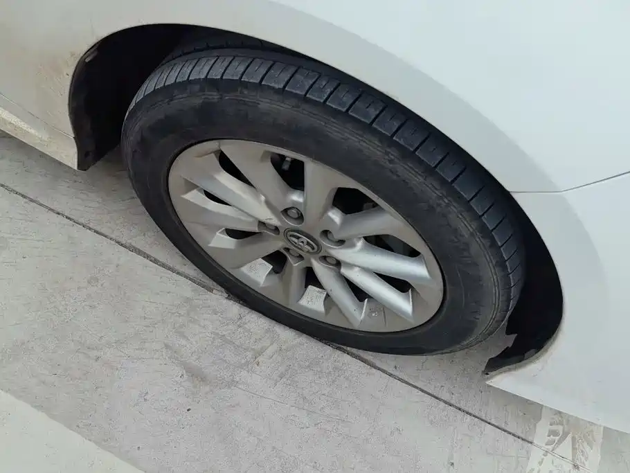 Toyota Corolla — миниатюра 6