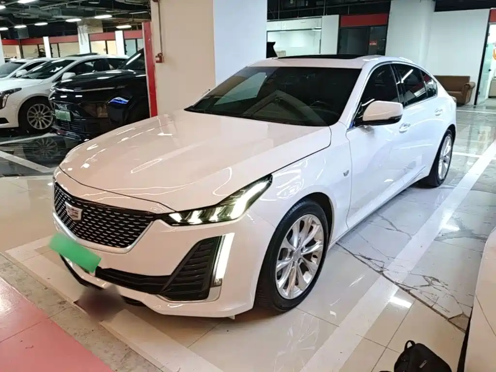 Cadillac CT5 — миниатюра 2