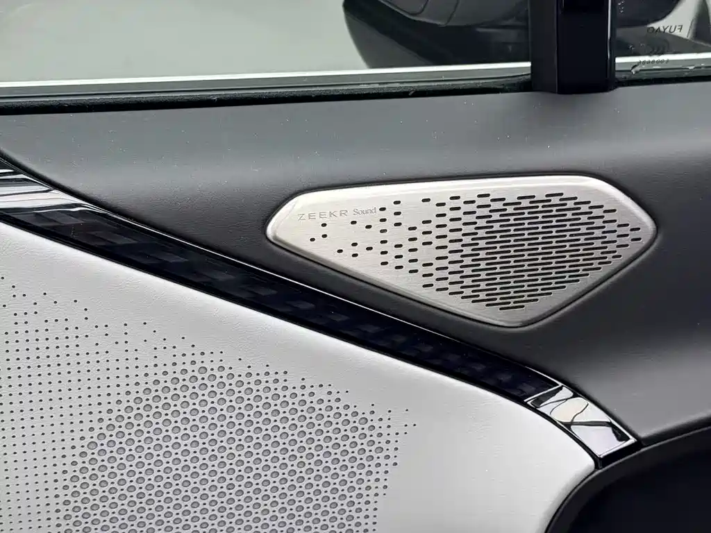 ZEEKR EXTREME KRYPTON 007