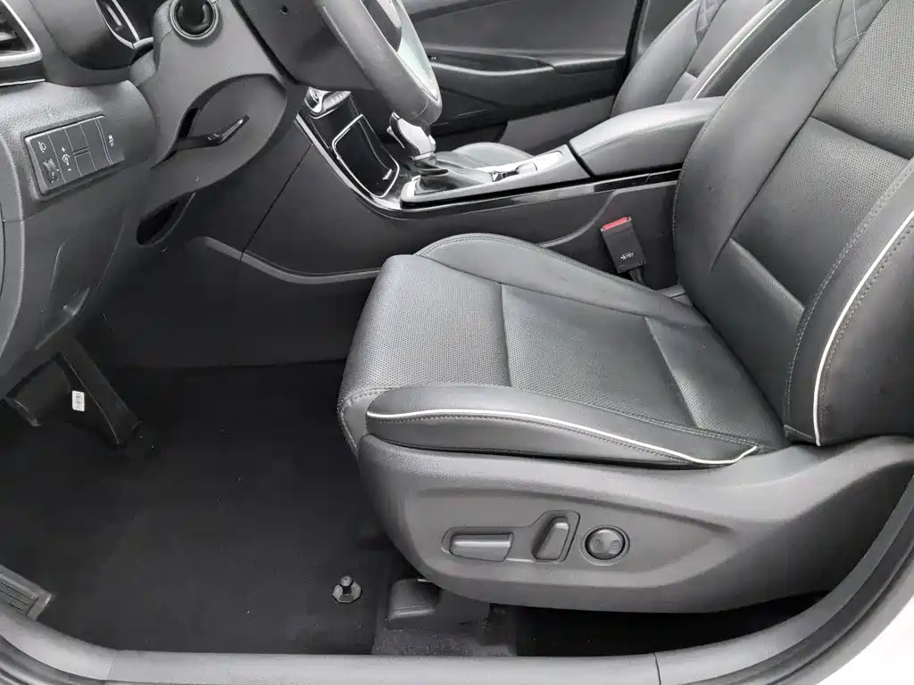 Hyundai Tucson — миниатюра 20