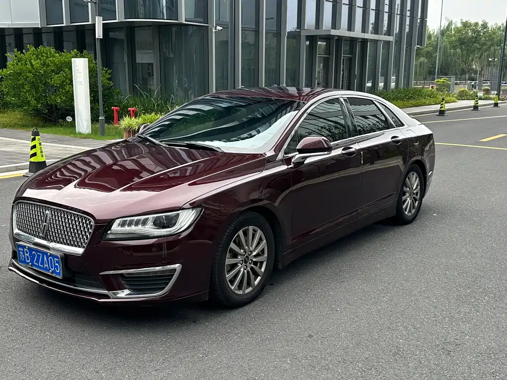 Lincoln MKZ 2017 2.0T Premium