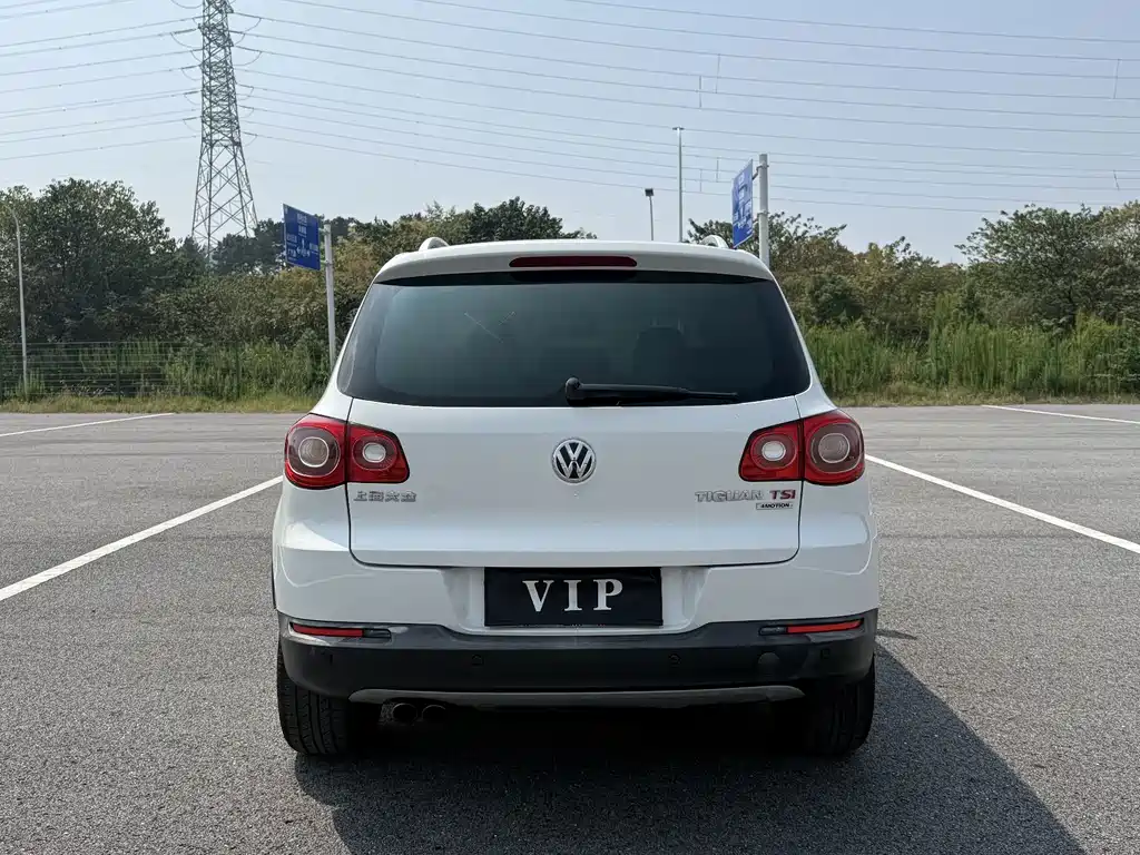 Volkswagen Tiguan — миниатюра 11