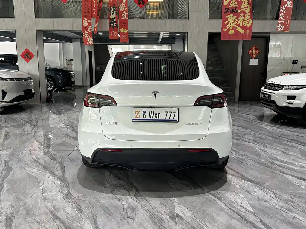Tesla Model Y — фотографии объявления, Фото 22