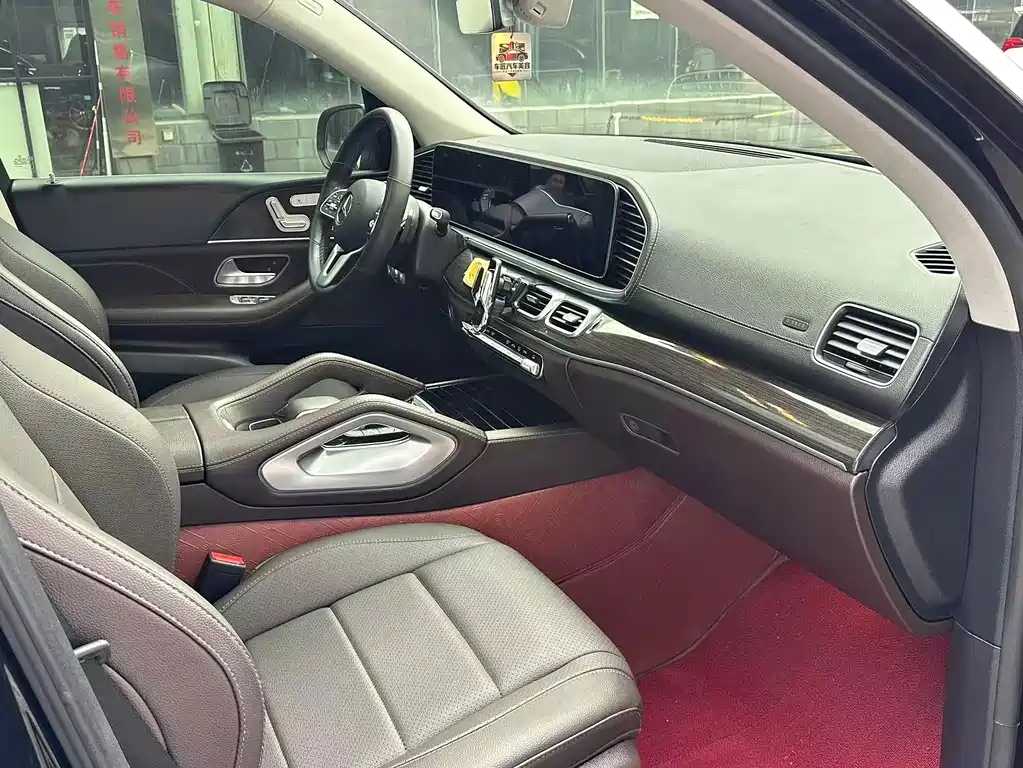 Mercedes-Benz GLE (Import) — миниатюра 6