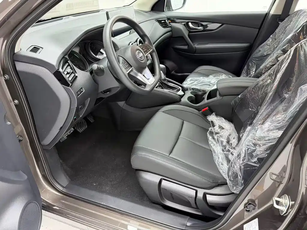 Nissan Qashqai — миниатюра 11