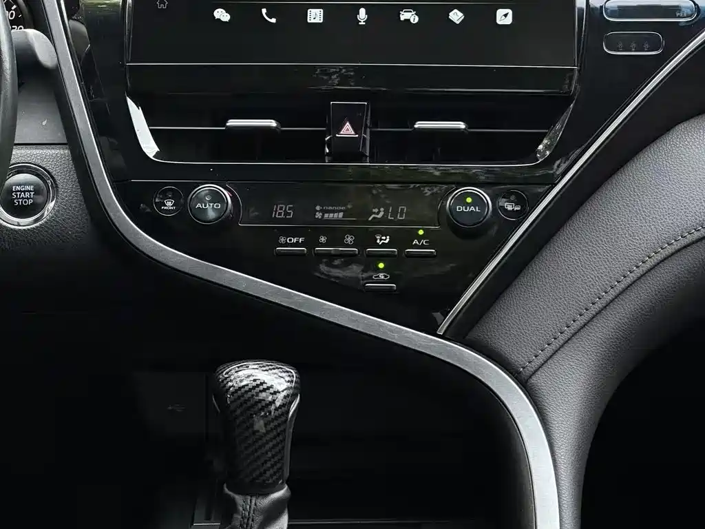 Toyota Camry — миниатюра 11