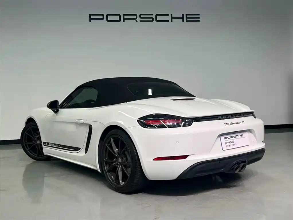 Porsche 718 2023 Boxster T 2.0T