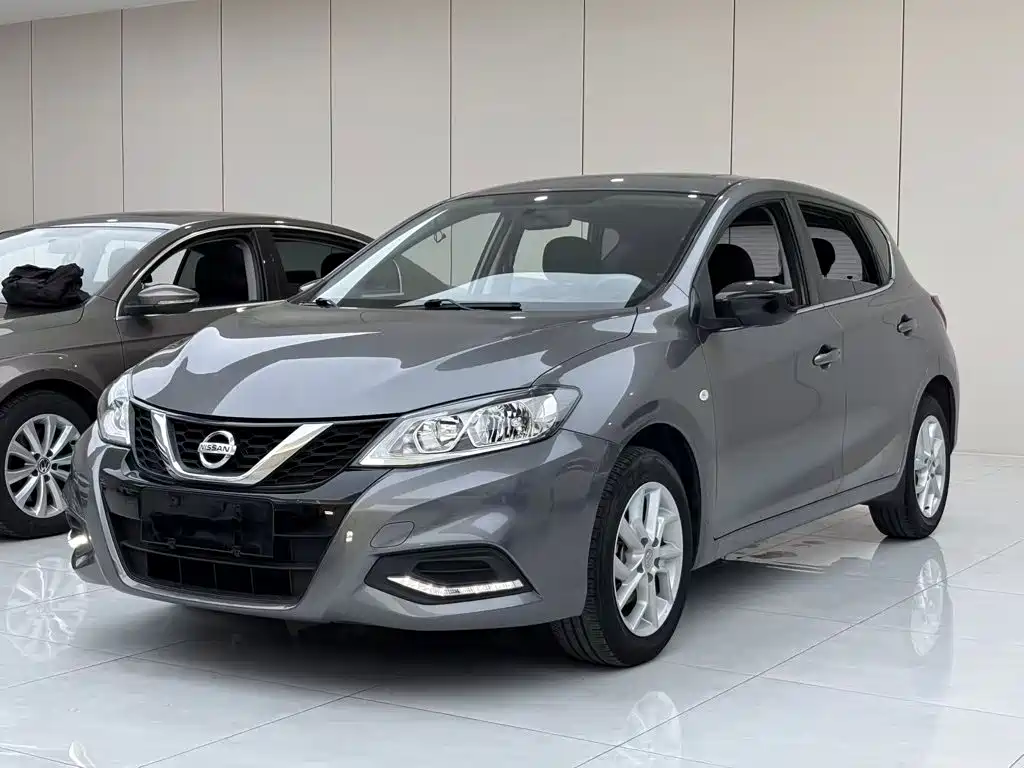 Nissan Tiida 2021 1.6L CVT