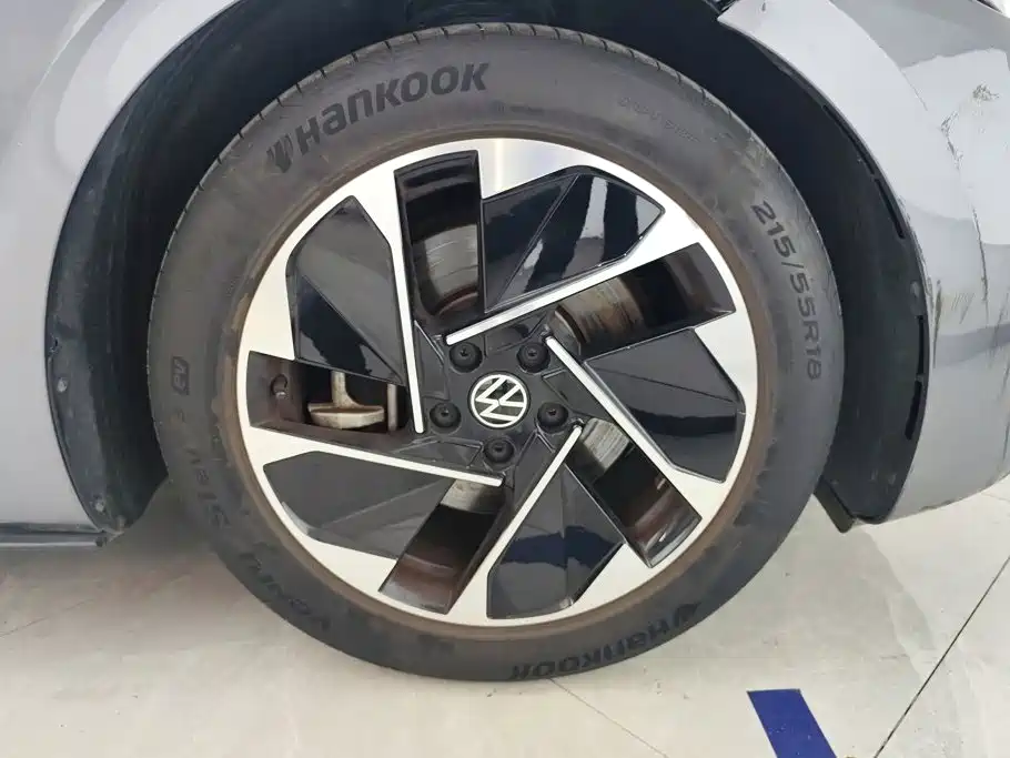 Volkswagen ID.3 — миниатюра 6