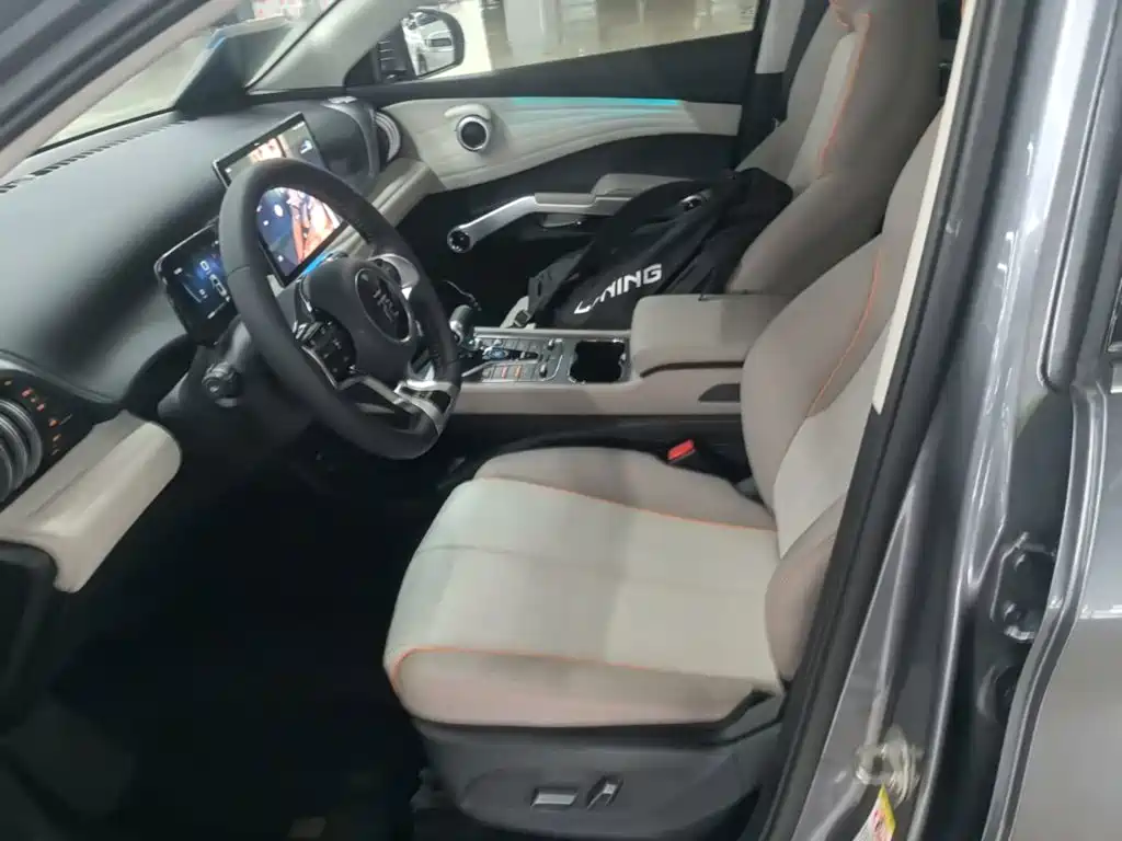 BYD Yuan Plus — миниатюра 15