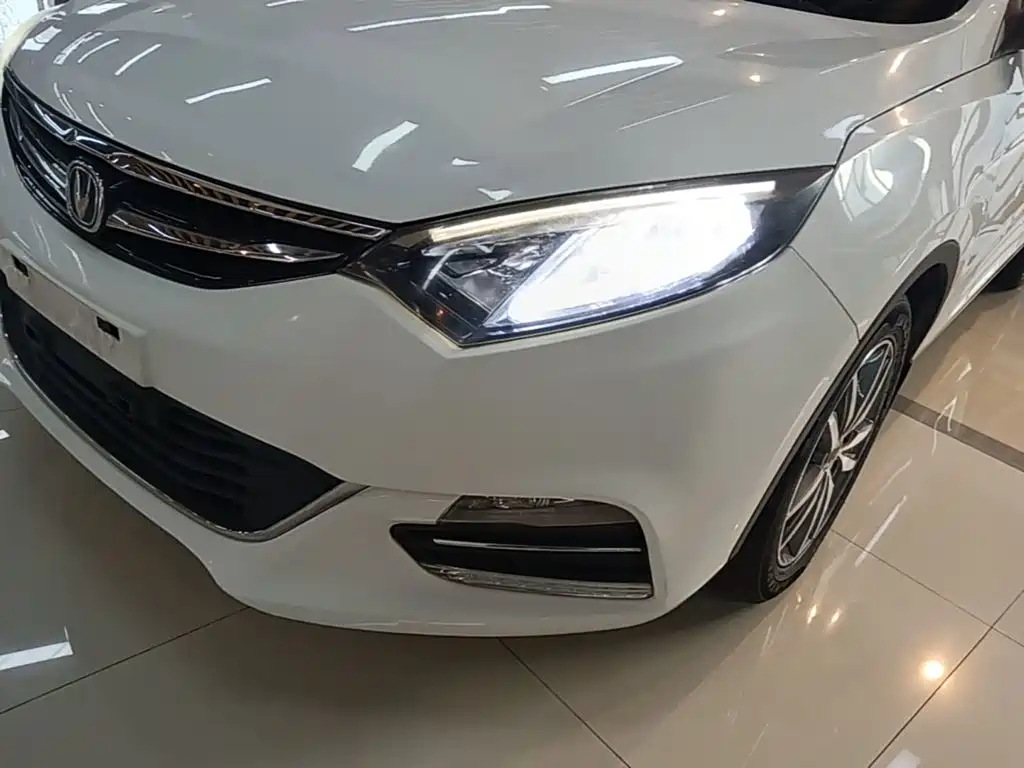 Changan Eado XT — миниатюра 24