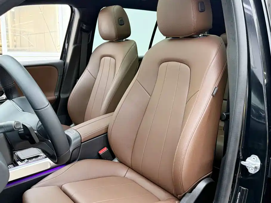 Mercedes-Benz GLB — миниатюра 7