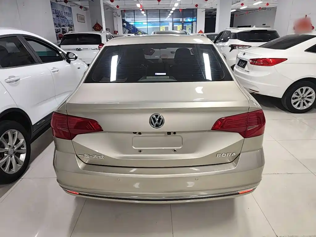 Volkswagen Bora — миниатюра 6