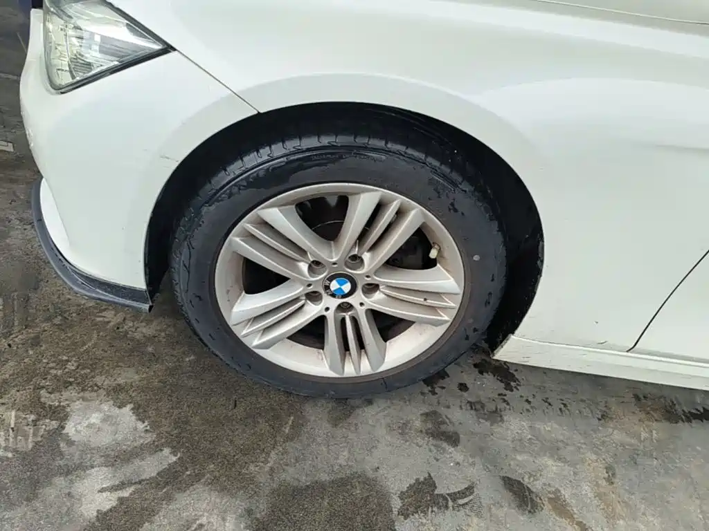 BMW 3 Series — миниатюра 23