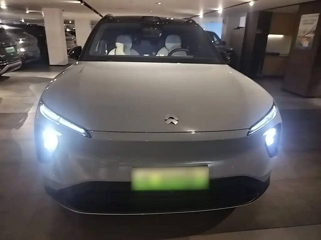 NIO ES6 — миниатюра 3