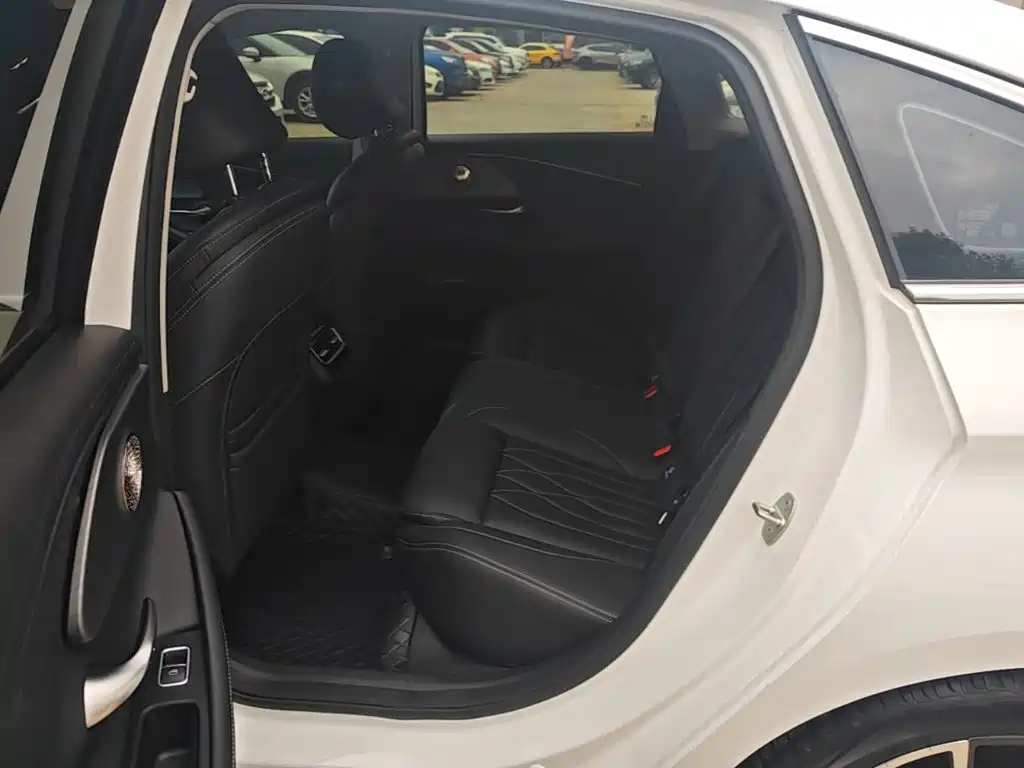 Chery Arrizo 8 — миниатюра 17