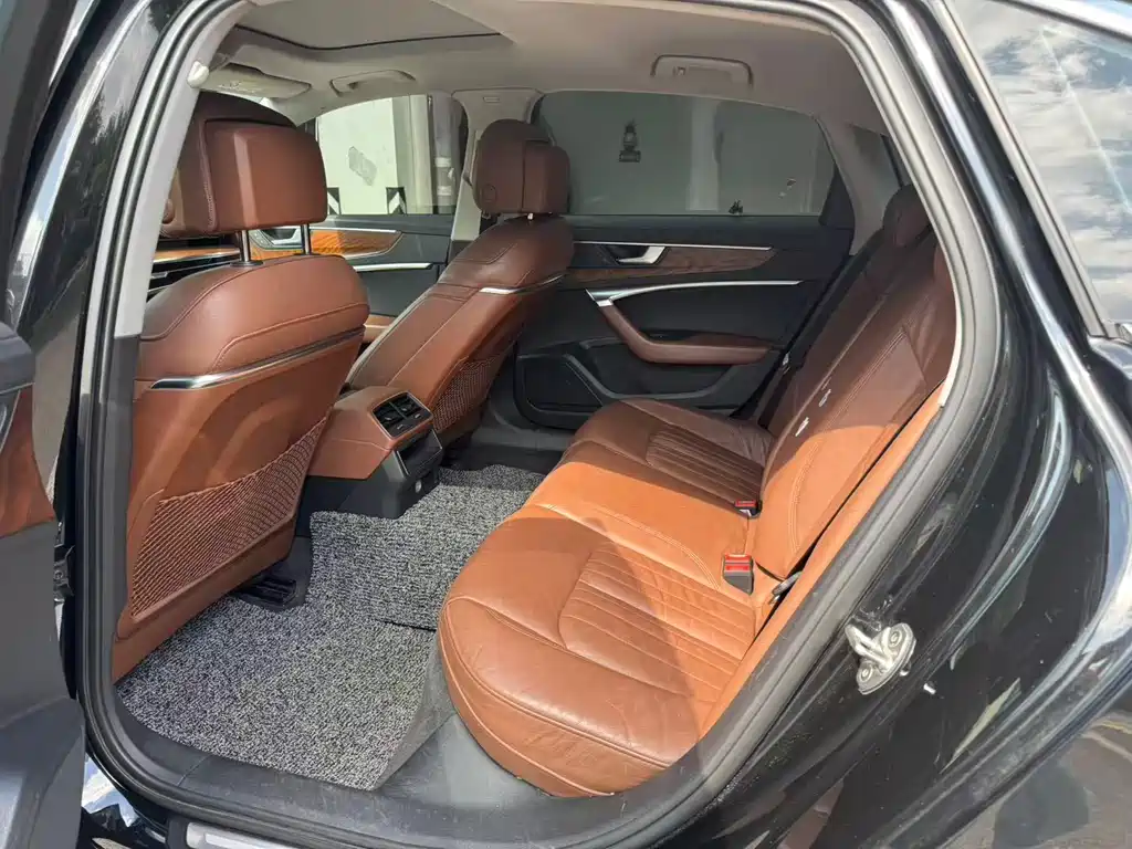 Audi A6L — миниатюра 6