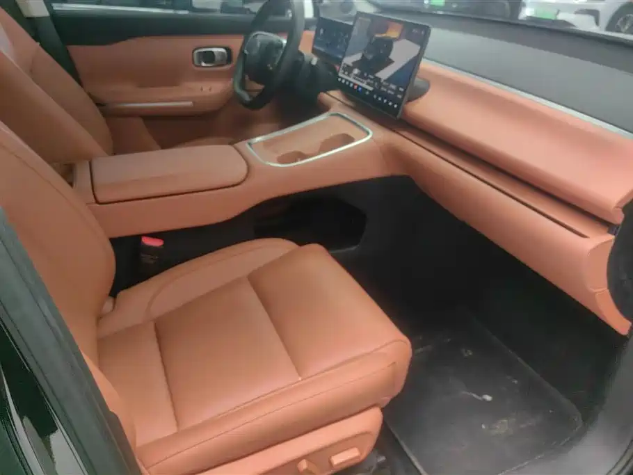 Leapmotor C16 2026 280 6 мест