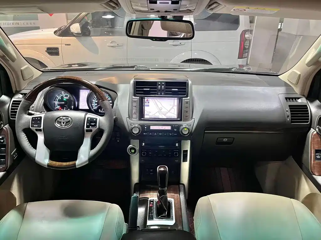 Toyota Prado — миниатюра 7