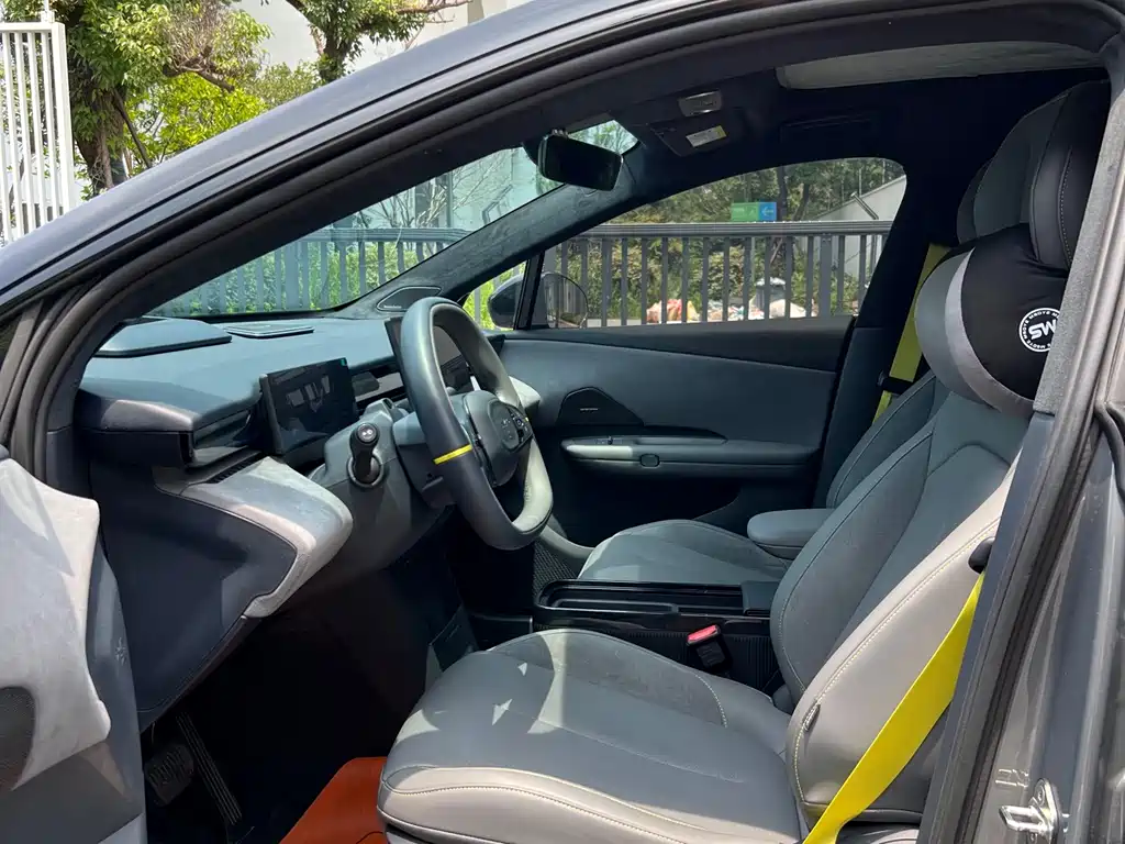 Lynk & Co Z20 2025 530km Max
