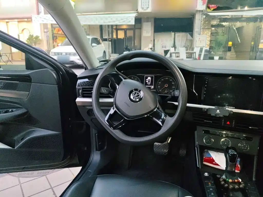 Volkswagen Passat — миниатюра 3