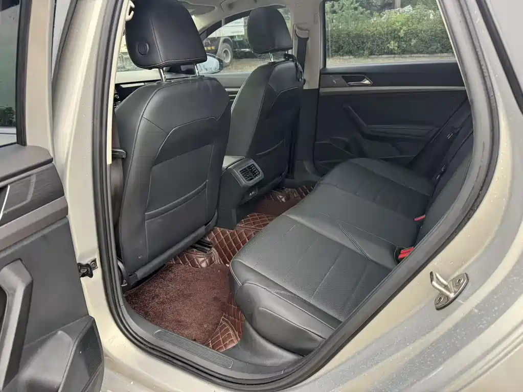 Volkswagen Lavida — миниатюра 13