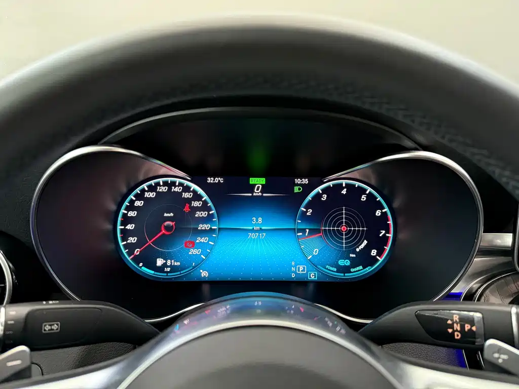 Mercedes-Benz C-Class — миниатюра 17