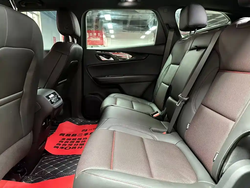 Chevrolet Blazer — миниатюра 8