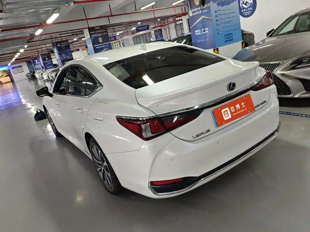 Lexus ES — фотографии объявления, Фото 13