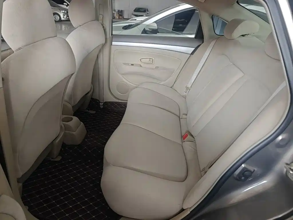 Nissan Sylphy — миниатюра 17