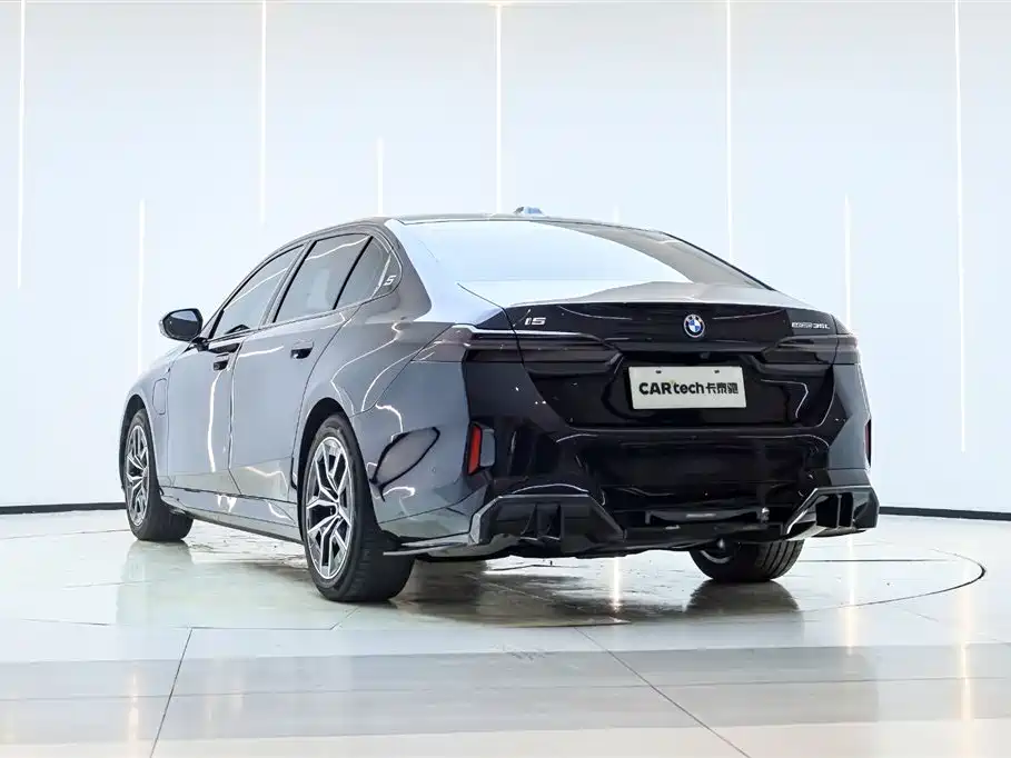 BMW i5 2024 eDrive 35L M Sport