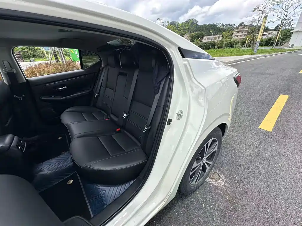Nissan Sylphy 2021 1.6L XL CVT Enjoy
