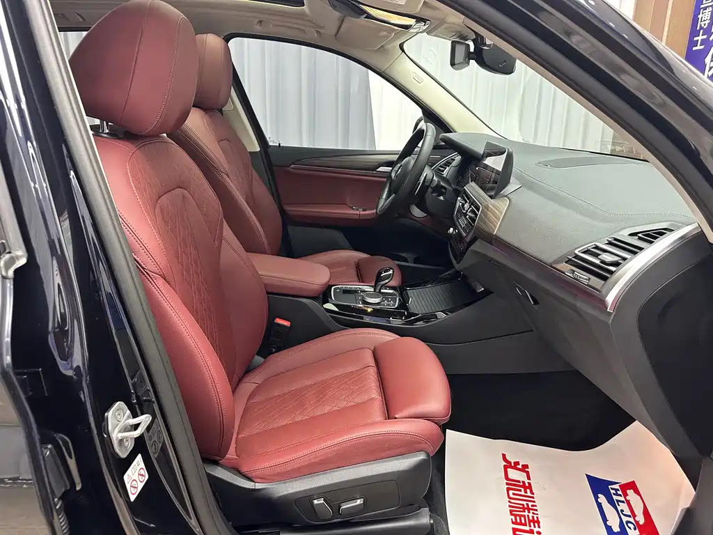 BMW X3 — миниатюра 21