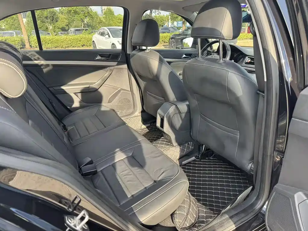 Volkswagen Lavida — миниатюра 16