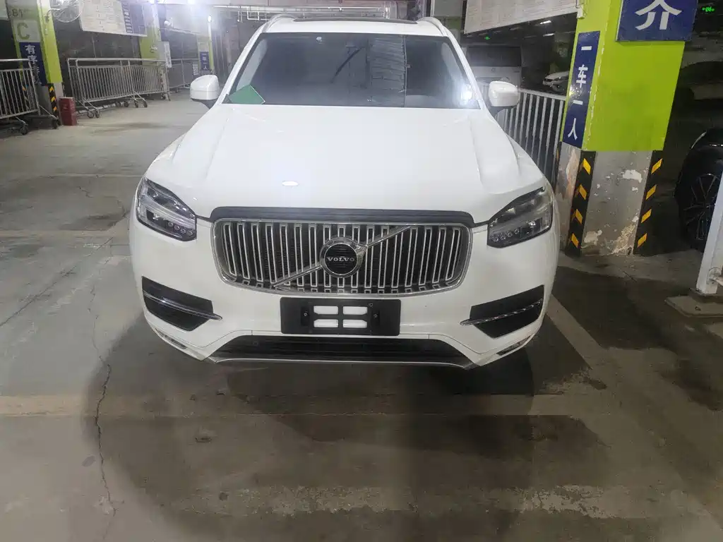 Volvo XC90 — миниатюра 2