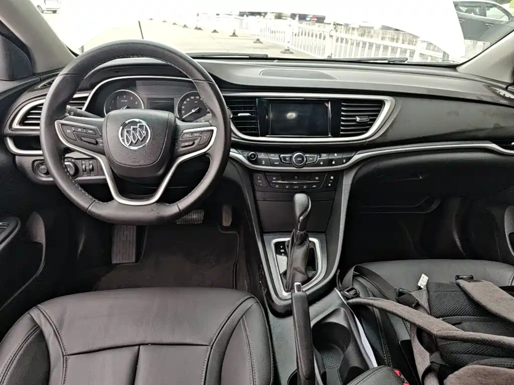 Buick Excelle — миниатюра 10