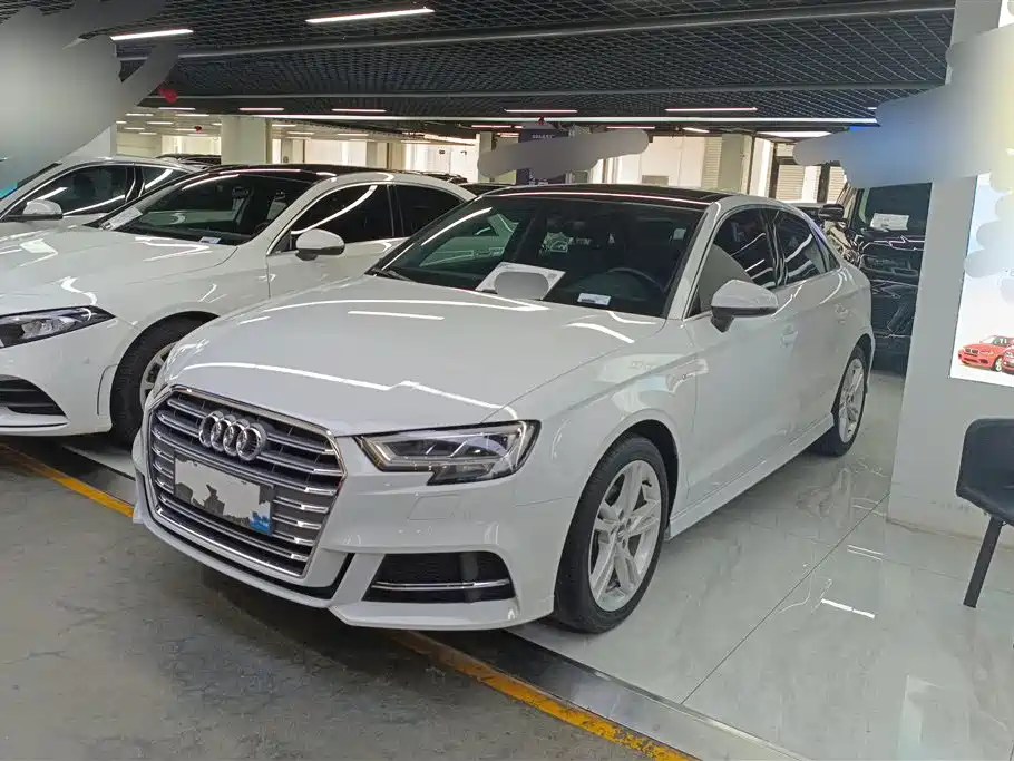 Audi A3 2020 Limousine 35 TFSI Fashion VI