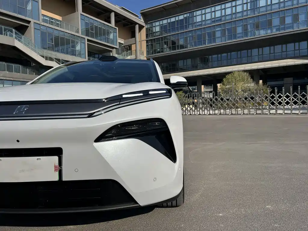 BYD Tang L — миниатюра 20